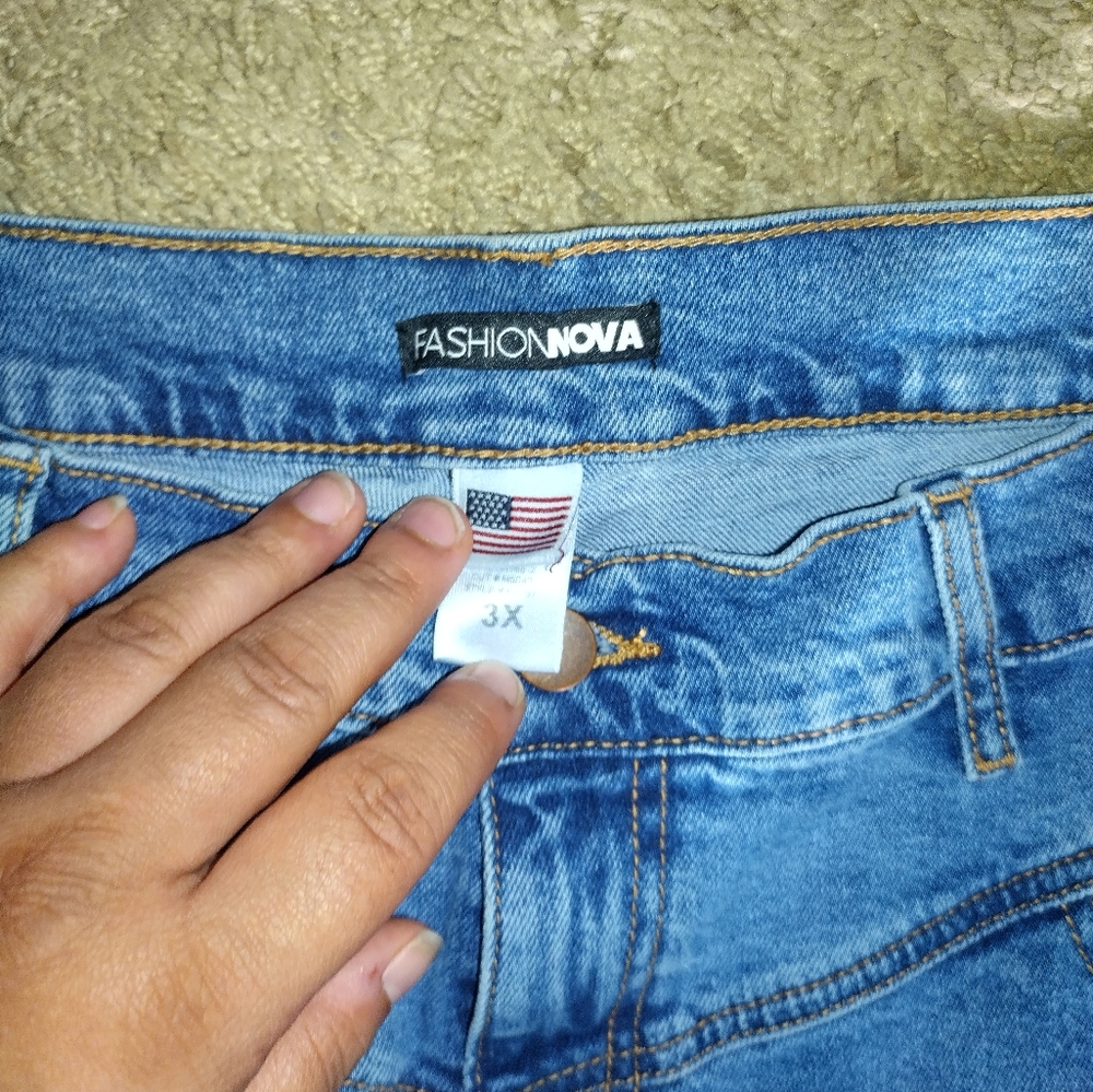 Blue denim high waist 3X Fashion Nova medium wash jeans